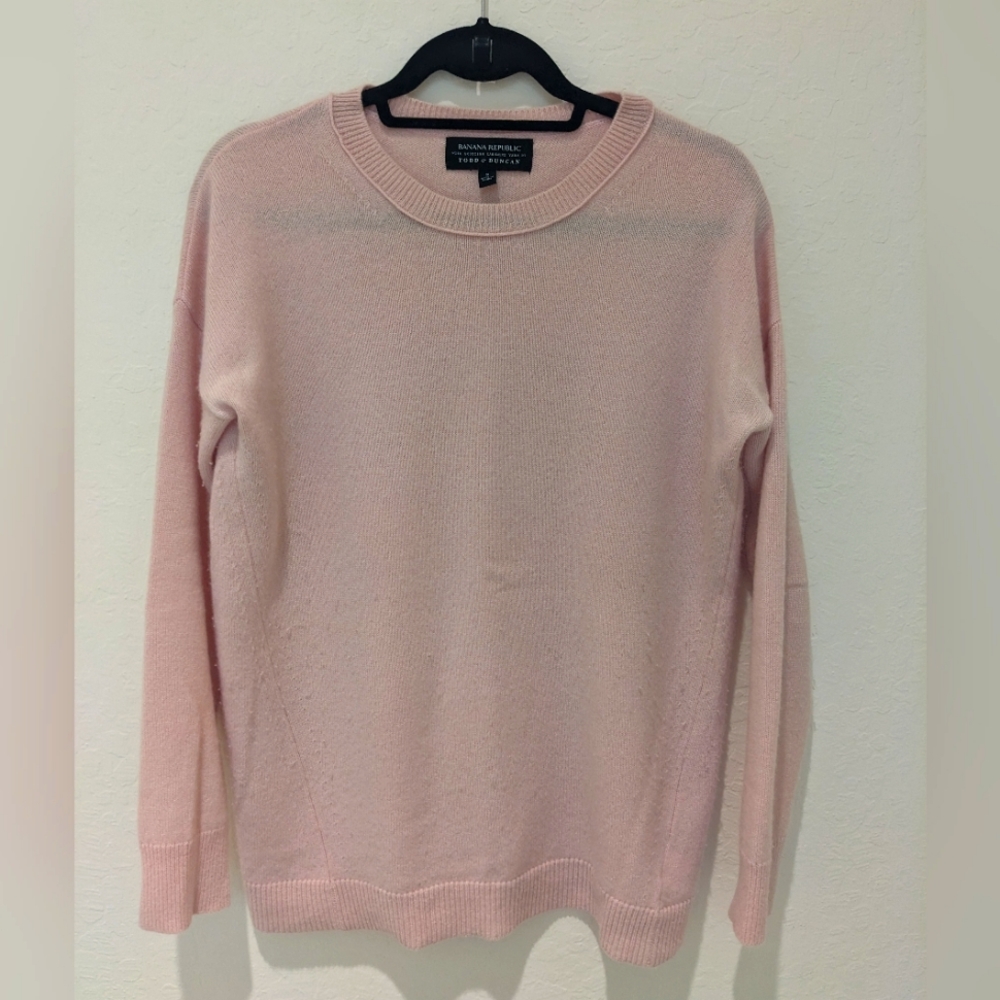 Todd & Duncan / Banana Republic 100% Cashmere Sweater